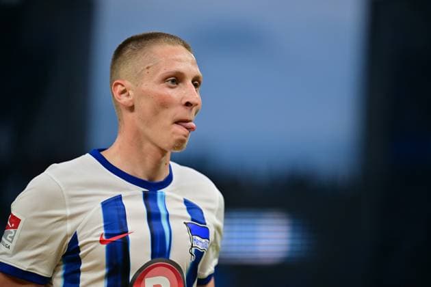 Palko Dardai Hertha BSC, 27 celebrates his goal for 3 0, GER, Hertha BSC vs FC Hansa Rostock, Soccer men, 2 Bundesliga, Season 2023 2024, Matchday 29, 12 04 2024 DFL REGULATES PROHIBIT ANY USE OF PHOTOGRAPHS AS IMAGE SEQUENCES AND OR QUASI VIDEO GER, Hertha BSC vs FC Hansa Rostock, Mens football, Bundesliga 2, Season 2023 2024, Matchday 29, 12 04 2024 Berlin Copyright: xEibner-Pressefotox xClaudiusxRaux EP_CRH