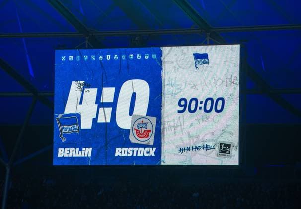 Soccer, Men, Season 2023 2024, 2 Bundesliga 29 Matchday , Hertha BSC F C Hansa Rostock, Scoreboard with 4 0 Final Score, 12 04 2024, Copyright: xSebastianxRäppold MatthiasxKochx