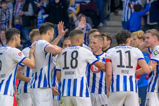Goal, goal, jubilation, goal celebration, joy, enthusiasm, after 3 0, Hertha BSC FC Hansa Rostock, 2 Bundesliga, football, DFB, season 2023 2024, 29 matchday, Olympia Stadion Berlin, DFB DFL REGULATIONS PROHIBIT ANY USE OF PHOTOGRAPHS AS IMAGE SEQUENCES AND OR QUASI VIDEO, 12 04 2024, Copyright: HMBxMedia UwexKoch