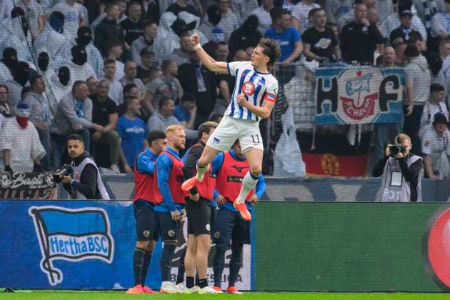 Fabian Reese Hertha BSC, 11 , shoots, scores with penalty to 2 0, goal, goal, hit, jubilation, goal celebration, joy, enthusiasm, Hertha BSC FC Hansa Rostock, 2 Bundesliga, football, DFB, season 2023 2024, 29 matchday, Olympia Stadion Berlin, DFB DFL REGULATIONS PROHIBIT ANY USE OF PHOTOGRAPHS AS IMAGE SEQUENCES AND OR QUASI VIDEO, 12 04 2024, Copyright: HMBxMedia UwexKoch