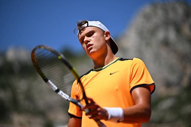 Monaco Rolex Masters Holger Rune (DEN) during his quarter final round match at the Monaco Rolex Masters in Monte Carlo, on April, 12, 2024. Photo by Corinne Dubreuil ABACAPRESS.COM Monaco Monaco  Copyright: xDubreuilxCorinne ABACAx