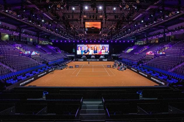 The court and the empty hall before the start Porsche Tennis Grand Prix GP Stuttgart 2024, Porsche Arena, 13 04 2024 GER Porsche Tennis Grand Prix GP Stuttgart 2024 Porsche Arena, 13 04 2024 Stuttgart Copyright: xEibner-Pressefoto RogerxBuerkex EP