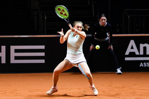 Carolina Kuhl GER Porsche Tennis Grand Prix GP Stuttgart 2024, Porsche Arena, 13 04 2024 GER Porsche Tennis Grand Prix GP Stuttgart 2024 Porsche Arena, 13 04 2024 Stuttgart Copyright: xEibner-Pressefoto RogerxBuerkex EP