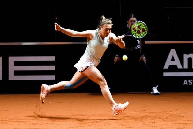 Carolina Kuhl GER Porsche Tennis Grand Prix GP Stuttgart 2024, Porsche Arena, 13 04 2024 GER Porsche Tennis Grand Prix GP Stuttgart 2024 Porsche Arena, 13 04 2024 Stuttgart Copyright: xEibner-Pressefoto RogerxBuerkex EP