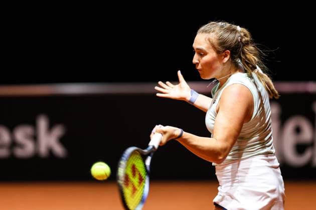 Carolina Kuhl GER Porsche Tennis Grand Prix GP Stuttgart 2024, Porsche Arena, 13 04 2024 GER Porsche Tennis Grand Prix GP Stuttgart 2024 Porsche Arena, 13 04 2024 Stuttgart Copyright: xEibner-Pressefoto RogerxBuerkex EP