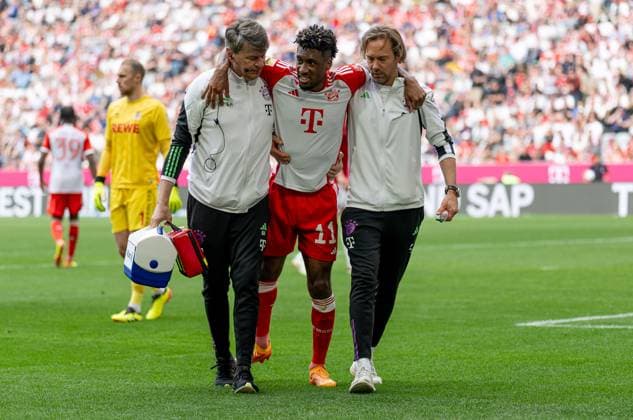 Kingsley Coman FC Bayern Muenchen, 11 has injured himself without outside influence and needs help to leave the field GER, FC Bayern Muenchen vs 1 FC Koeln, Football, Bundesliga, Matchday 29, Season 2023 2024, 13 04 2024 DFL DFB REGULATES PROHIBIT ANY USE OF PHOTOGRAPHS as IMAGE SEQUENCES and or QUASI VIDEO GER, FC Bayern Muenchen vs. 1 FC Koeln, Football, Bundesliga, Matchday 29, Season 2023 2024, 13 04 2024 Muenchen Copyright: xEibner-Pressefoto HeikexFeinerx EP_HFR