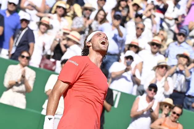 Tennis - Rolex Monte Carlo 2024 - ATP, Tennis Herren - Stefanos Tsitsipas - Grece TENNIS - Rolex Monte Carlo 2024 - MC - 13 04 2024 ChrysleneCaillaud Panoramic 