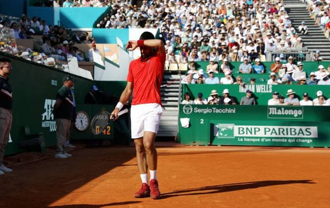 DEMI ROLEX MC MASTERS DJOKOVIC RUUD PHOTOPQR NICE MATIN Jean François Ottonello ; Roquebrune-Cap-Martin ; 13 04 2024 ; Demi-finale Rolex Monte-Carlo Masters - Novak Djokovic (SRB en rouge) vs Casper Ruud (NOR en noir) Roquebrune-Cap-Martin France Copyright: xPHOTOPQR NICExMATIN MAXPPPxJeanxFrançoisxOttonellox 20240413NIM8324 20240413NIM8324