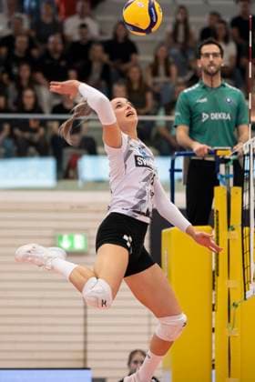 2 Bundesliga Women Pro Schwarz Weiss Erfurt vs DSHS SnowTrex Köln 13 04 2024 Silvie Pavlová 4 Schwarz Weiss Erfurt 2 Bundesliga Women Pro Schwarz Weiss Erfurt vs DSHS SnowTrex Köln Riethsporthalle Erfurt 13 04 2024 Copyright: xBEAUTIFULxSPORTS Duehringx