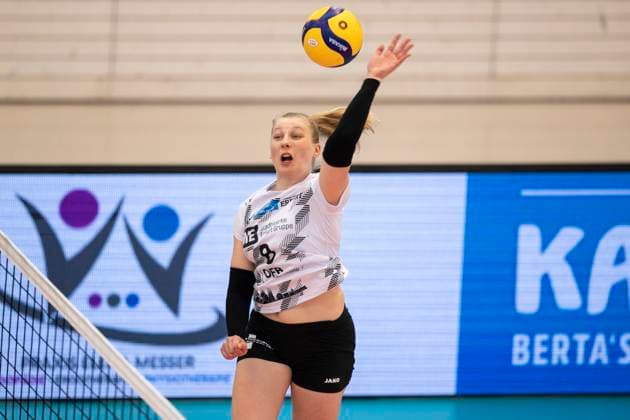 2 Bundesliga Women Pro Schwarz Weiss Erfurt vs DSHS SnowTrex Köln 13 04 2024 Sina Stöckmann 8 Schwarz Weiss Erfurt 2 Bundesliga Women Pro Schwarz Weiss Erfurt vs DSHS SnowTrex Köln Riethsporthalle Erfurt 13 04 2024 Copyright: xBEAUTIFULxSPORTS Duehringx