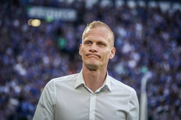 Soccer 2 Bundesliga 2023 2024, Matchday 29, FC Schalke 04 1 FC Nürnberg Veltins Arena, Gelsenkirchen Schalke coach Karel Geraerts Gelsenkirchen Veltins Arena Germany Copyright: xJoeranxSteinsiekx