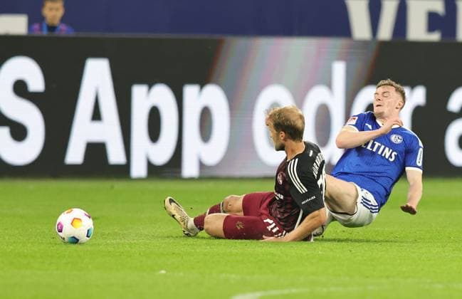 13 04 2024 Soccer Season 2023 2024 2 Soccer Bundesliga 29 Matchday FC Schalke 04 S04 Knappen 1 FC FC Nürnberg FCN Club Sportfoto Zink DaMa xdaxmax DFL regulations prohibit any use of photographs as image sequences and or quasi video only for editorial use Sebastian Andersson 20, 1 FC Nürnberg FCN Derry John Murkin 5, FC Schalke 04 S04