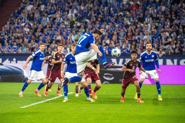2 Soccer Bundesliga FC Schalke 04 1 FC Nürnberg 13 04 2024 Yusuf Kabadayi FC Schalke 04, 17 2 Soccer Bundesliga FC Schalke 04 1 FC Nürnberg, 29 Matchday, on 13 04 2024, Veltins Arena, Gelsenkirchen DFL REGULATIONS PROHIBIT ANY USE OF PHOTOGRAPHS AS IMAGE SEQUENCES AND OR QUASI VIDEO Copyright: xBEAUTIFULxSPORTS Erlhofx