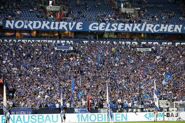 Fans of FC Schalke 04 at the match of the 2 BL season 2023 24 FC Schalke 04 1 FC Nürnberg Copyright Thomas Pakusch