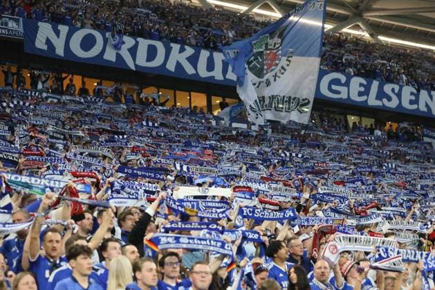 Fans of FC Schalke 04 at the match of the 2 BL season 2023 24 FC Schalke 04 1 FC Nürnberg Copyright Thomas Pakusch