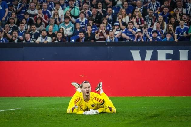 Soccer 2 Bundesliga 2023 2024, Matchday 29, FC Schalke 04 1 FC Nürnberg Veltins Arena, Gelsenkirchen Nuremberg goalkeeper Carl Klaus Gelsenkirchen Veltins Arena Germany Copyright: xJoeranxSteinsiekx