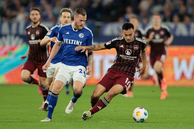 Tomas Kalas FC Schalke 04 and Jens Castrop 1 FC Nürnberg at the match of the 2 BL season 2023 24 FC Schalke 04 1 FC Nürnberg Copyright Thomas Pakusch