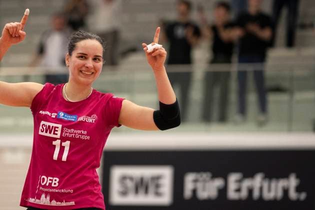 2 Bundesliga Women Pro Schwarz Weiss Erfurt vs DSHS SnowTrex Köln 13 04 2024 Mia Anna Stauß 11 Schwarz Weiss Erfurt 2 Bundesliga Women Pro Schwarz Weiss Erfurt vs DSHS SnowTrex Köln Riethsporthalle Erfurt 13 04 2024 Copyright: xBEAUTIFULxSPORTS Duehringx