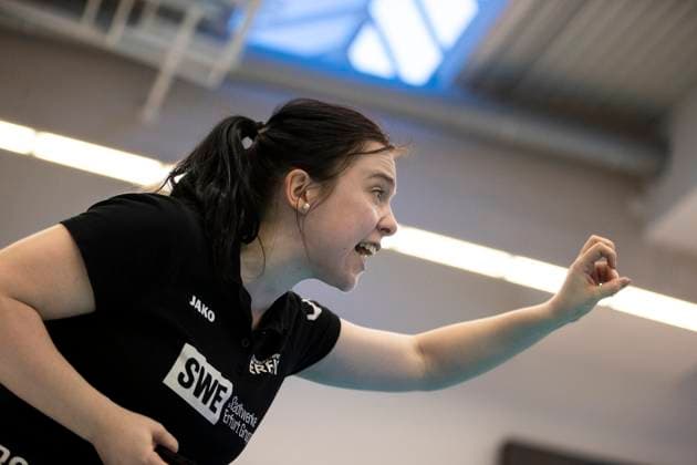 2 Bundesliga Women Pro Schwarz Weiss Erfurt vs DSHS SnowTrex Köln 13 04 2024 Rebekka Schneider Co Trainer Schwarz Weiss Erfurt 2 Bundesliga Women Pro Schwarz Weiss Erfurt vs DSHS SnowTrex Köln Riethsporthalle Erfurt 13 04 2024 Copyright: xBEAUTIFULxSPORTS Duehringx