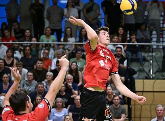 Volleyball 2 Bundesliga season 2023 2024 TV Rottenburg TV Buehl 13 04 2024 Jan Huber re, TV Rottenburg