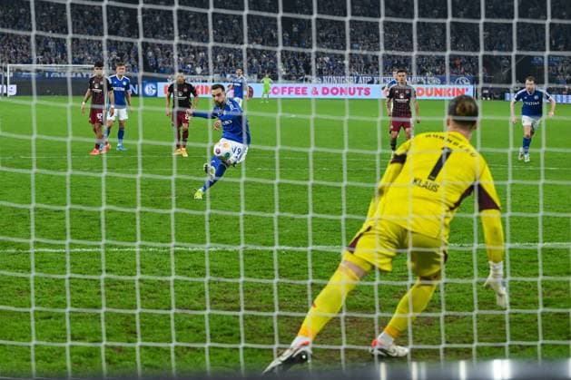 13 04 2024, Soccer, 2 Bundesliga, 29 Matchday Season 2023 2024, FC Schalke 04 1 FC Nuernberg, Kenan Karaman FC Schalke 04 misses the penalty xRHR PHOTO TKx Copyright: RHR-FOTOx RHR-FOTO TK