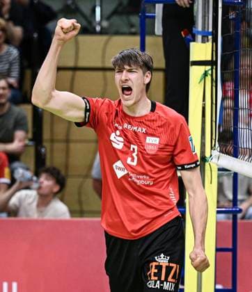 Volleyball 2 Bundesliga Season 2023 2024 TV Rottenburg TV Buehl 13 04 2024 JUBEL TV Rottenburg Jan Huber