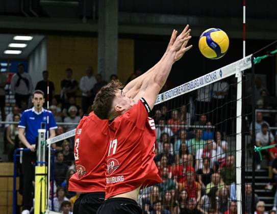 Volleyball 2 Bundesliga season 2023 2024 TV Rottenburg TV Buehl 13 04 2024 Block TV Rottenburg Aurel Sprenger right and Jan Huber left