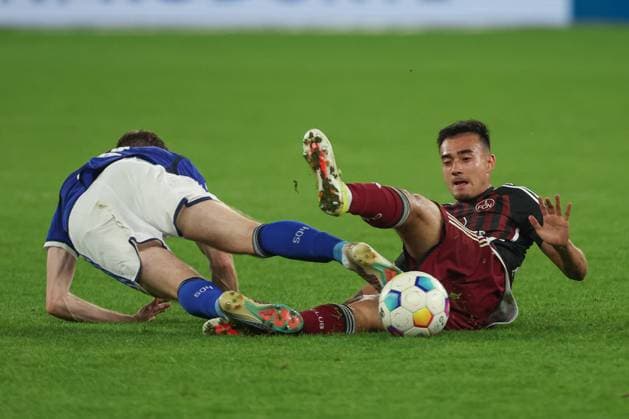 2 Bundesliga FC Schalke 04 1 FC Nürnberg on 13 04 2024 at the Veltins Arena in Schalke Thomas Ouwejan Schalke 2 vs Jens Castrop Nuernberg 17 MH