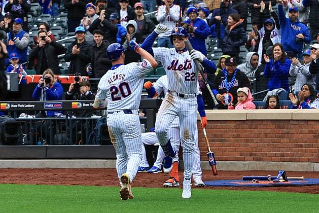 MLB, Baseball Herren, USA Kansas City Royals Vs New York Mets Pete Alonso 20 of the New York Mets is being congratulated by his teammate Brett Baty 22 after hitting a solo home run during the third inning of the baseball game against the Kansas City Royals at Citi Field in New York City, New York, on April 13, 2024. New York N.Y. United States  Copyright: xGordonxDonovanx originalFilename:donovan-kansasci240413_np4Q8.jpg