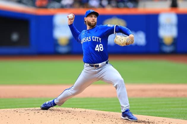 MLB, Baseball Herren, USA Kansas City Royals Vs New York Mets Kansas City Royals starting pitcher Alec Marsh 48 is throwing during the first inning of a baseball game against the New York Mets at Citi Field in New York City, New York, on April 13, 2024. New York New York United States  Copyright: xGordonxDonovanx originalFilename:donovan-kansasci240413_npTV5.jpg