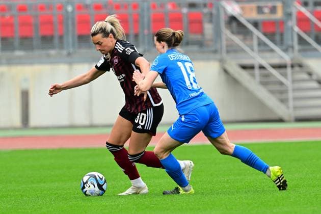14 04 2024 Soccer Season 2023 2024 1 Womens Soccer Bundesliga 18 Matchday 1 FC Nürnberg FCN Club SGS Essen AlSch xalxscx Medina Desic 30, 1 FC Nürnberg FCN Lena Ostermeier 18, SGS Essen