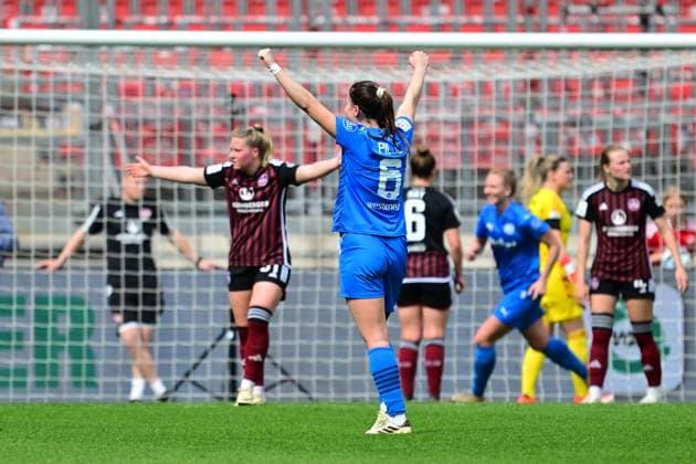 14 04 2024 Soccer Season 2023 2024 1 Womens Soccer Bundesliga 18 Matchday 1 FC Nürnberg FCN Club SGS Essen AlSch xalxscx Katharina Piljic 6, SGS Essen rejoices after scoring goal to 2 0