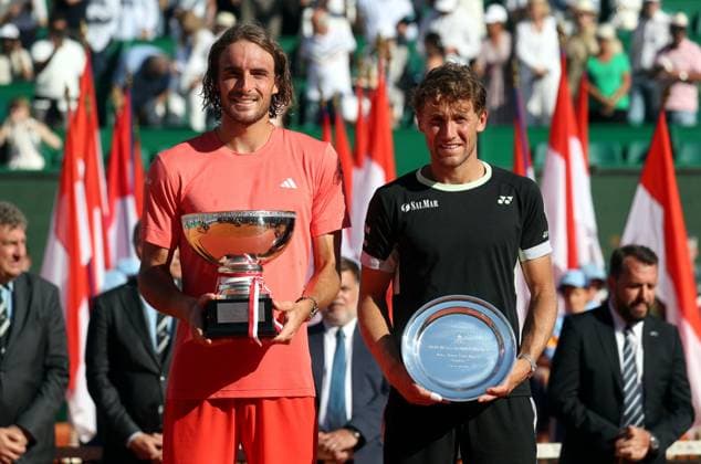 Finale Rolex MOnte-Carlo Masters PHOTOPQR NICE MATIN Jean François Ottonello ; Roquebrune-Cap-Martin ; 14 04 2024 ; Finale Rolex MOnte-Carlo Masters - Stefanos Tsitsipas (GRE en rouge) vs Casper Ruud (NOR en noir) Roquebrune-Cap-Martin France  Copyright: xPHOTOPQR NICExMATIN MAXPPPxJeanxFrançoisxOttonellox 20240414NIM0049 20240414NIM0049