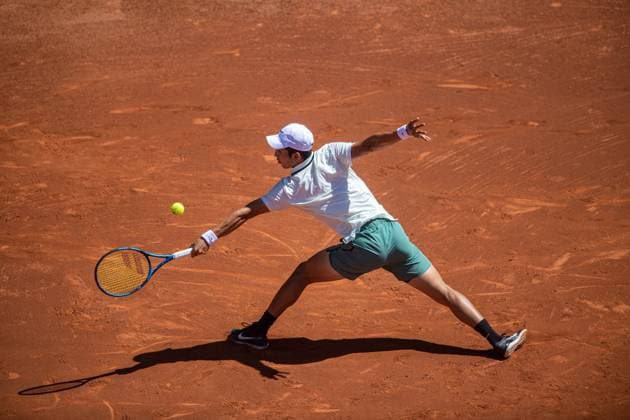 71 Barcelona Open Banc de Sabadell. Conde de Godo Trophy. Real Club de Tenis Barcelona. April 14,2024 71 Barcelona Open Banc de Sabadell. Conde de Godo Trophy. Real Club de Tenis Barcelona. April 14,2024 J. Shang during the qualifying round at the Barcelona Open Banc de Sabadell Trofeo Conde de Godo played at the Real Club de Tenis Barcelona. April 14, 2024. Barcelona ESP Copyright: xS.xRosx