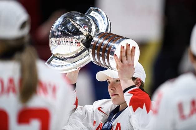 240414 Ella Shelton of Canada celebrates after the 2024 IIHF Women s World Championship final between USA and Canada on April 14, 2024 in Utica Photo Aron Broman BILDBYRAN COP 341 AM0053 ishockey ice hockey vm dam 2024 iihf womens world championship dam vm ishockey vm final usa canada canada women bbeng jubel  Copyright: ARONxBROMAN BB240414AM184