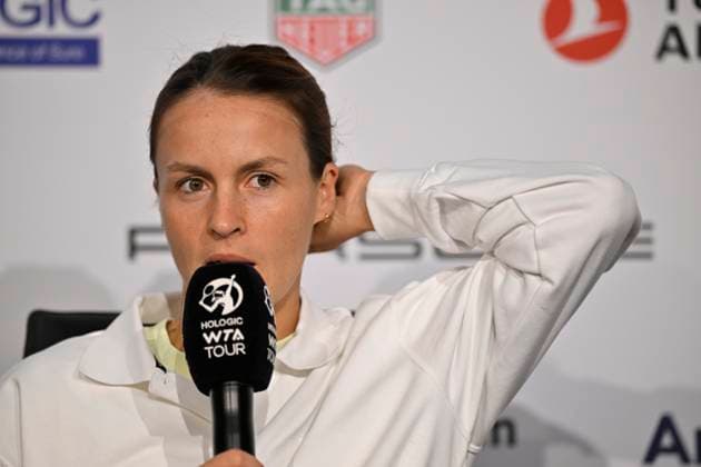 Tatjana Maria GER in interview Microphone Micro Logo WTA Tennis Ladies Porsche Cup Porsche Tennis Grand Prix GP Stuttgart 2024 Porsche Arena 15 04 2023 DFL REGULATIONS PROHIBIT ANY USE OF PHOTOGRAPHS AS IMAGE SEQUENCES AND OR QUASI VIDEO Porsche Tennis Grand Prix GP Stuttgart 2024