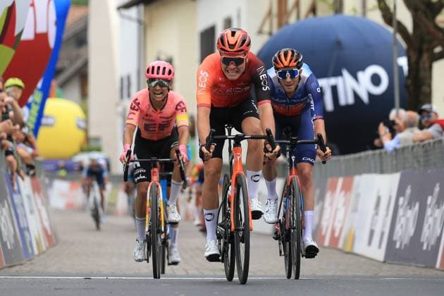 Sport Themen der Woche KW16 Sport Bilder des Tages TOUR DES ALPES 2024 - UCI Cycling Race Tour of the Alps Pierre Teyssot MAXPPP ; TOUR DES ALPES 2024 - UCI Cycling Race Tour of the Alps. Kurtining - Cortina, Italy on April 15, 2024. Stage 1 of 133 km from Neumarkt - Egna to Kurtining - Cortina. Norway Tobias Foss (Ineos Grenadiers) wins the 1st stage. FOSS Tobias (INEOS Grenadiers) wins ahead of Chris HARPER (Team Jayco AlUla) and Esteban CHAVES Esteban (EF Education ‚Äì EasyPost) ¬ Pierre Teyssot Maxppp Kurtining - Cortina South Tyrol Italy  Copyright: xMAXPPPxPierrexTeyssotx PT1_6133 PT1_6133