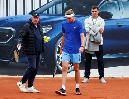 15 04 2024, BMW Open 2024, MTTC Iphitos Muenchen, Tennis, Sport Muenchen, in the picture Zverev Senior, Alexander Zverev GER and Mischa Zverev