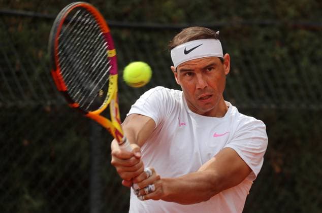Barcelona Open Banc Sabadell 2024 - Day One Rafael Nadal is training during the Barcelona Open Banc Sabadell, 71st Conde de Godo Trophy, at the Real Club de Tennis Barcelona 1899, in Barcelona, Spain, on April 15, 2024. Barcelona Barcelona Spain Copyright: xUrbanandsportx originalFilename:urbanandsport-rafanada240415_npSTF