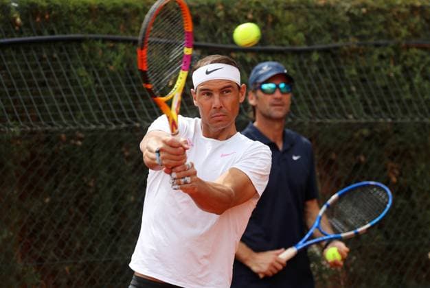 Barcelona Open Banc Sabadell 2024 - Day One Rafael Nadal is training during the Barcelona Open Banc Sabadell, 71st Conde de Godo Trophy, at the Real Club de Tennis Barcelona 1899, in Barcelona, Spain, on April 15, 2024. Barcelona Barcelona Spain Copyright: xUrbanandsportx originalFilename:urbanandsport-rafanada240415_npzDu