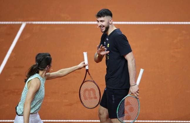 15 04 2024, Germany, Stuttgart, Porsche Tennis Grand Prix 2024, Show Tournament, Doubles, f l Andrea Petkovic, Aeneas Jung from the MHP Riesen