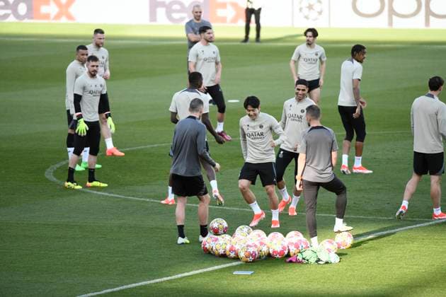BARCELONA, SPAIN - APRIL 15 : Entrainement du PSG avant le quart de final retour de la Ligue des Champions opposant le FC Barcelona, Barca au Paris Saint Germain le 15 avril 2024 au Estadi Olimpic Lluis Companys a Barcelone, Espagne. FOOTBALL : Entrainement du Paris Saint Germain - Champions League - 15 04 2024 ValentinaClaret Panoramic 