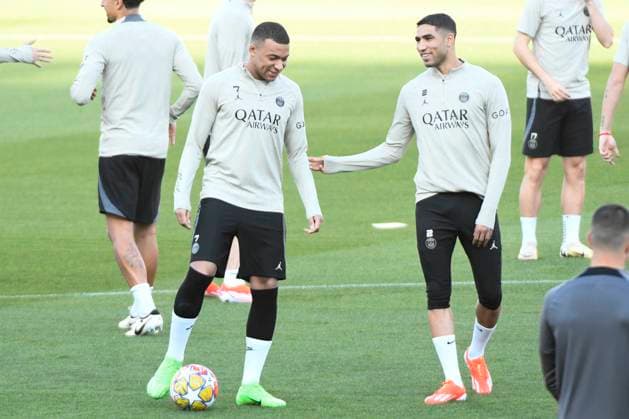 Football, CL, Paris St. Germain, Training