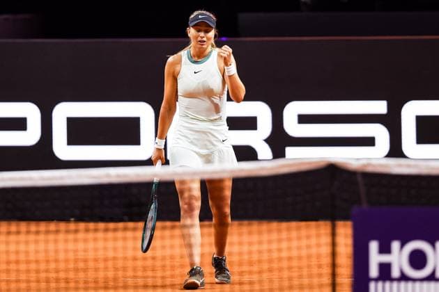 Paula Badosa ESP win the match, wins the match against Diana Shnaider Victory fist and jubilation at Paula Badosa Paula Badosa vs Diana Shnaider GER Porsche Tennis Grand Prix GP Stuttgart 2024, Porsche Arena, 15 04 2024 GER Porsche Tennis Grand Prix GP Stuttgart 2024 Porsche Arena, 15 04 2024 Stuttgart Copyright: xEibner-Pressefoto RogerxBuerkex EP