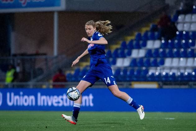 Lisa Doorn TSG Hoffenheim, 14 on the ball, GER, TSG 1899 Hoffenheim vs FC Koeln, Football Google Pixel Frauen Bundesliga, 18 Spieltag, Saison 2023 2024, 15 04 2024 DFB regulations prohibit any use of photographs as image sequences and or quasi video GER, TSG 1899 Hoffenheim vs FC Koeln, Football Google Pixel Frauen Bundesliga, 18 Spieltag, Saison 2023 2024, 15 04 2024 Hoffenheim Copyright: xEibner-Pressefoto Memmlerx EP_MMR