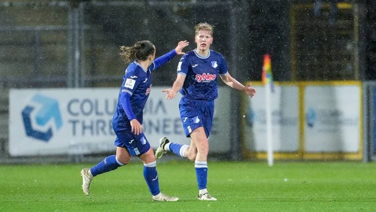 from left Michaela Specht TSG, 6 , goal scorer Paulina Krumbiegel TSG, 8 , players of TSG 1899 Hoffenheim, cheer about the goal to 1 1, jubilation, goal celebration, celebrate the goal, goal, celebration, jubilation about the goal, optimistic, match scene, highlight, action, action, 15 04 2024, Sinsheim Hoffenheim Germany , football, Google Pixel Women Bundesliga, TSG 1899 Hoffenheim 1 FC Köln, DFB DFL REGULATIONS PROHIBIT ANY USE OF PHOTOGRAPHS AS IMAGE SEQUENCES AND OR QUASI VIDEO xozx