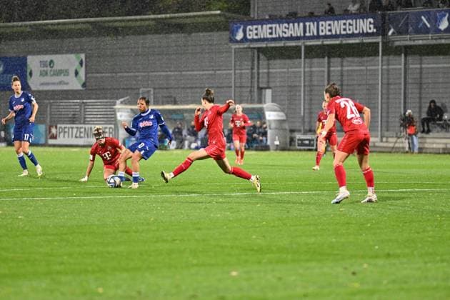 Google Pixel Women Bundesliga TSG Hoffenheim vs 1 FC Köln Hoffenheim, 15 04 2024 Goal preparation by Gia Corley TSG Hoffenheim, 10 Google Pixel Women Bundesliga, Matchday 18 TSG Hoffenheim vs 1 FC Köln on 15 04 2024 at the Dietmar Hopp Stadium in Hoffenheim DFL REGULATIONS PROHIBIT ANY USE OF PHOTOGRAPHS AS IMAGE SEQUENCES AND OR QUASI VIDEO Copyright: xBEAUTIFULxSPORTS Gelhardtx