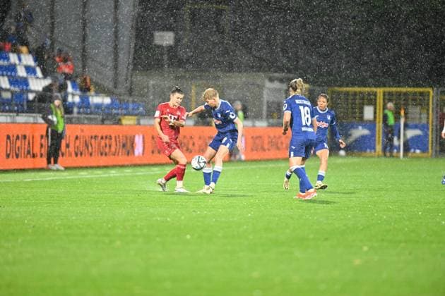 Google Pixel Frauen Bundesliga TSG Hoffenheim vs 1 FC Köln Hoffenheim, 15 04 2024 Martyna Wiankowska 1 FC Köln, 26 , Paulina Krumbiegel TSG Hoffenheim, 8 Google Pixel Frauen Bundesliga, Matchday 18 TSG Hoffenheim vs 1 FC Köln on 15 04 2024 at Dietmar Hopp Stadion in Hoffenheim DFL REGULATIONS PROHIBIT ANY USE OF PHOTOGRAPHS AS IMAGE SEQUENCES AND OR QUASI VIDEO Copyright: xBEAUTIFULxSPORTS Gelhardtx