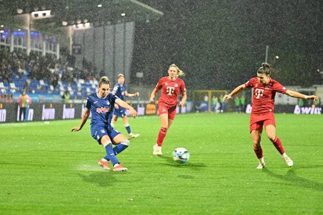 Google Pixel Frauen Bundesliga TSG Hoffenheim vs 1 FC Köln Hoffenheim, 15 04 2024 Julia Hickelsberger TSG Hoffenheim, 18 Google Pixel Frauen Bundesliga, Matchday 18 TSG Hoffenheim vs 1 FC Köln on 15 04 2024 at Dietmar Hopp Stadion in Hoffenheim DFL REGULATIONS PROHIBIT ANY USE OF PHOTOGRAPHS AS IMAGE SEQUENCES AND OR QUASI VIDEO Copyright: xBEAUTIFULxSPORTS Gelhardtx
