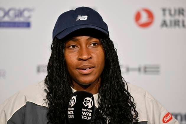 Caroline Garcia FRA in interview Microphone Micro Logo Tennis Ladies Porsche Cup Porsche Tennis Grand Prix GP Stuttgart 2024 Porsche Arena 16 04 2024 DFL REGULATIONS PROHIBIT ANY USE OF PHOTOGRAPHS AS IMAGE SEQUENCES AND OR QUASI VIDEO Porsche Tennis Grand Prix GP Stuttgart 2024